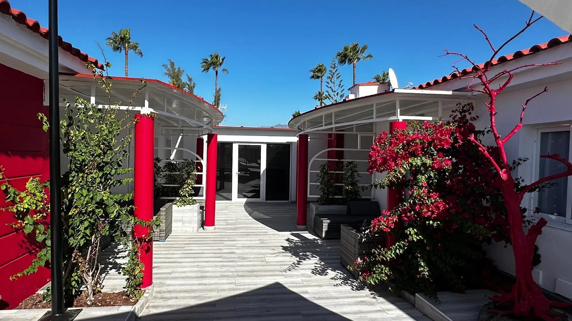 Love hotel Paradise Resort - Fkk Swinger & Nudist Couples Only Maspalomas